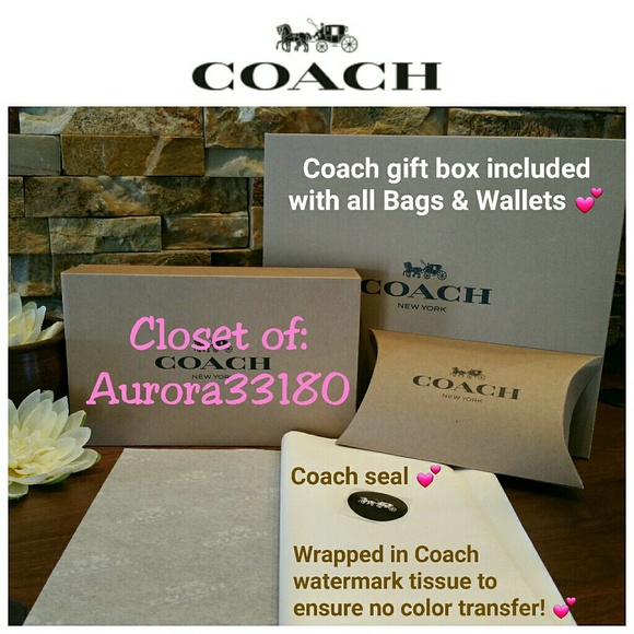 *BIG SALE - last one!* NEW Coach Wallet, Metallic - Picture 5 of 6